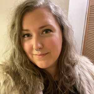 Meet your Posher, Jenna